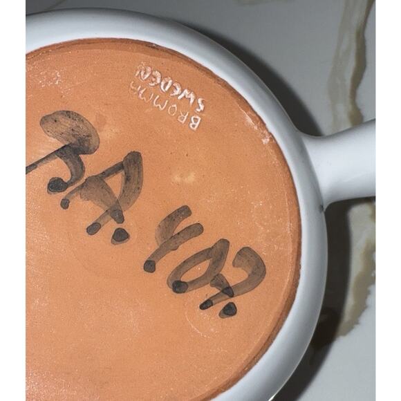 Bromma Swedish Studio Art Pottery MCM Handle Bowl 7” Small Bowl Signed VTG - Picture 4 of 5